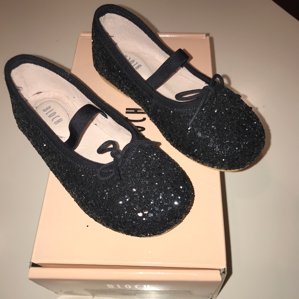 Little girl black sparkling ballet flats size 24